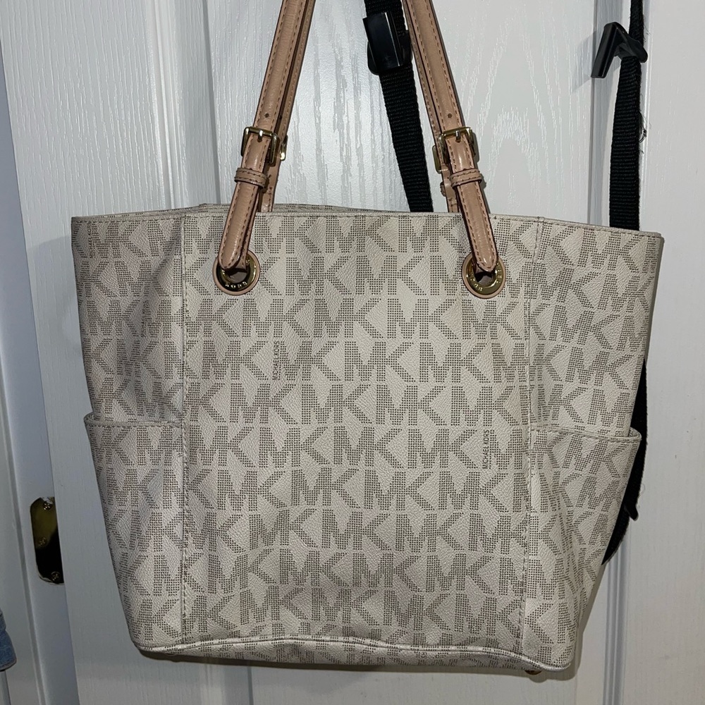 Michael Kors purse!